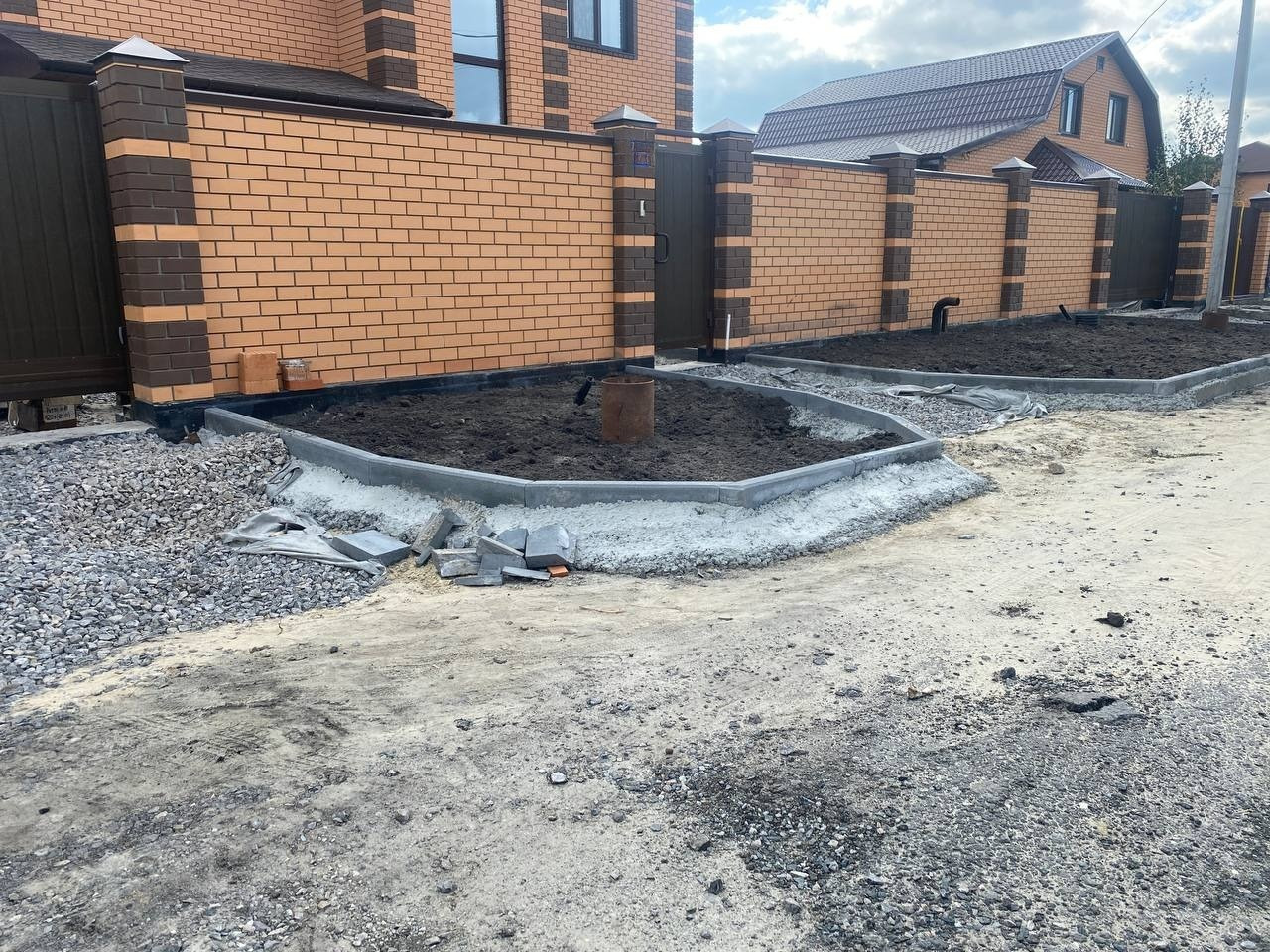 https://voronezh.blago-s.ru/storage/app/uploads/public/670/ce8/845/670ce8845cb14992243529.jpg